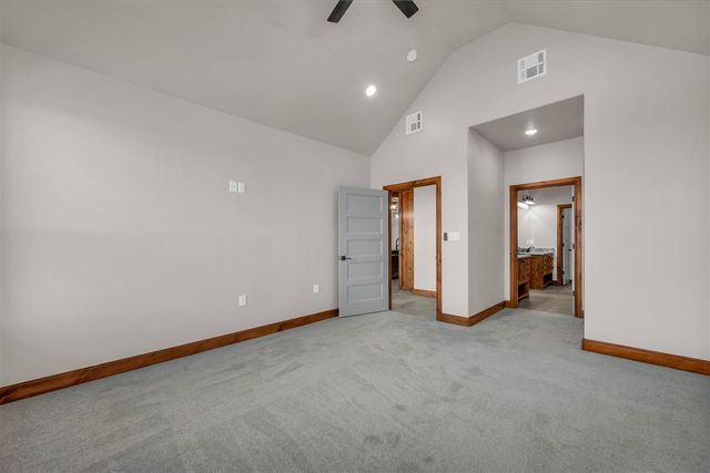 3438 Mesa Dr, Elgin, OK 73538