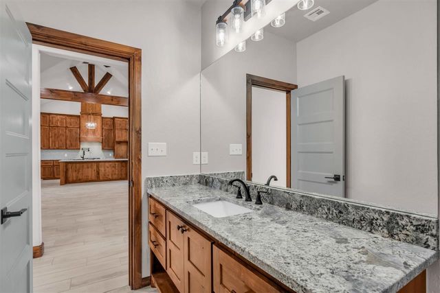 3438 Mesa Dr, Elgin, OK 73538