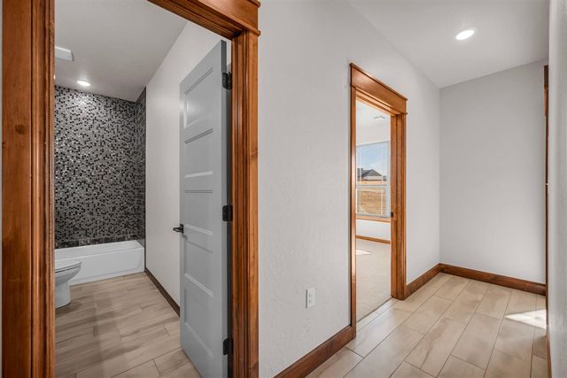 3438 Mesa Dr, Elgin, OK 73538