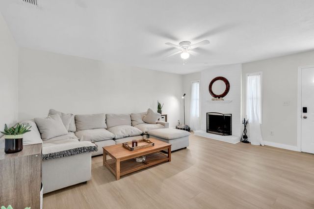 9427 Achates Cir, Sacramento, CA 95826