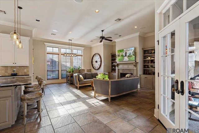 6427 Province Ln, Baton Rouge, LA 70808
