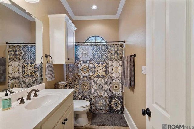 6427 Province Ln, Baton Rouge, LA 70808