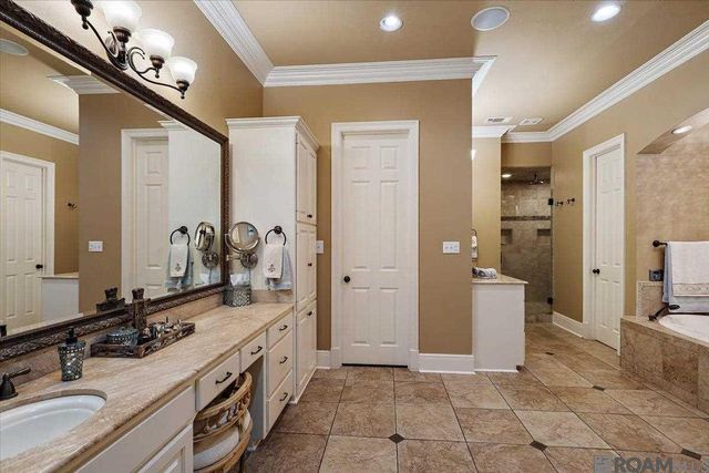 6427 Province Ln, Baton Rouge, LA 70808