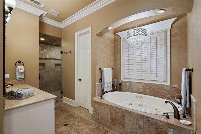 6427 Province Ln, Baton Rouge, LA 70808