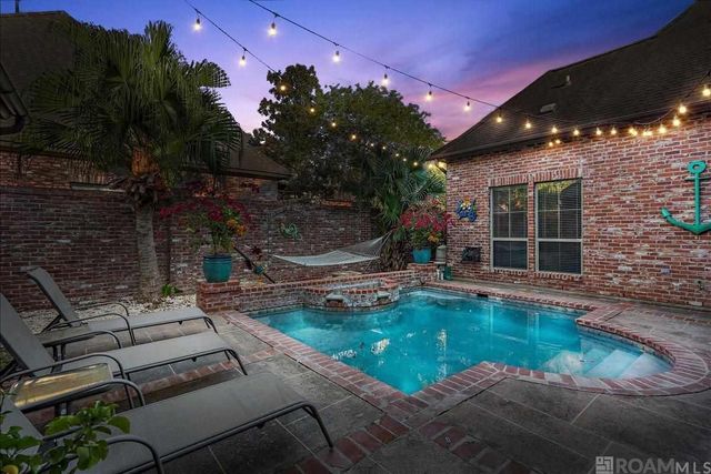 6427 Province Ln, Baton Rouge, LA 70808