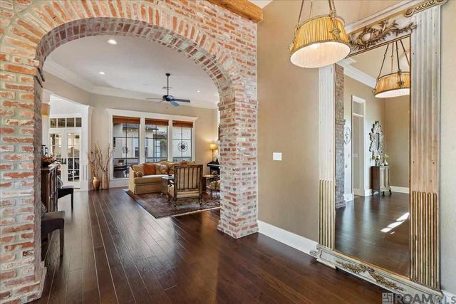 6427 Province Ln, Baton Rouge, LA 70808