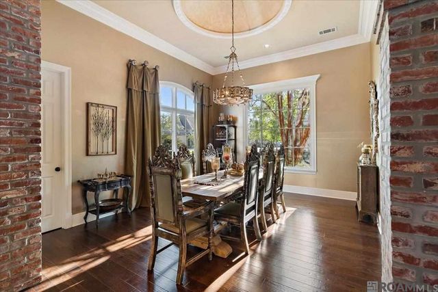 6427 Province Ln, Baton Rouge, LA 70808