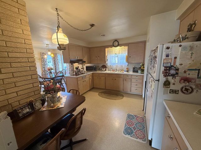 819 24th STREET, Two Rivers, WI 54241