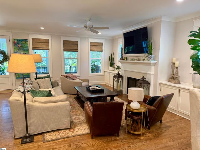17 Pinehurst Drive, Greenville, SC 29609