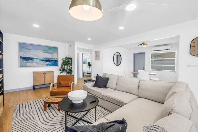 450 47TH STREET S, St Petersburg, FL 33711