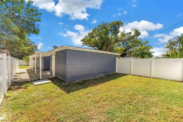 450 47TH STREET S, St Petersburg, FL 33711