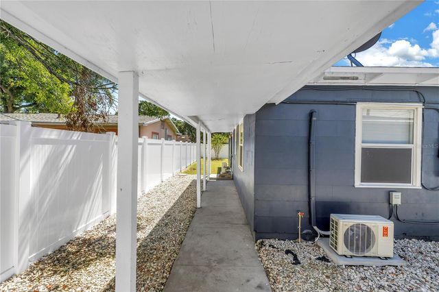 450 47TH STREET S, St Petersburg, FL 33711