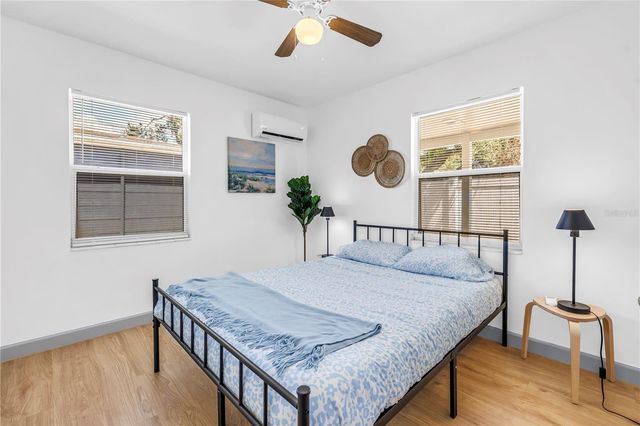 450 47TH STREET S, St Petersburg, FL 33711