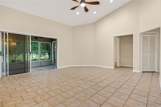 1603 N Foxboro Loop, Crystal River, FL 34429