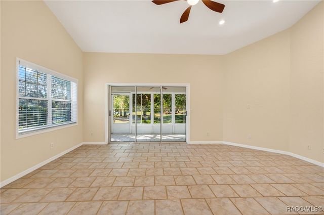 1603 N Foxboro Loop, Crystal River, FL 34429