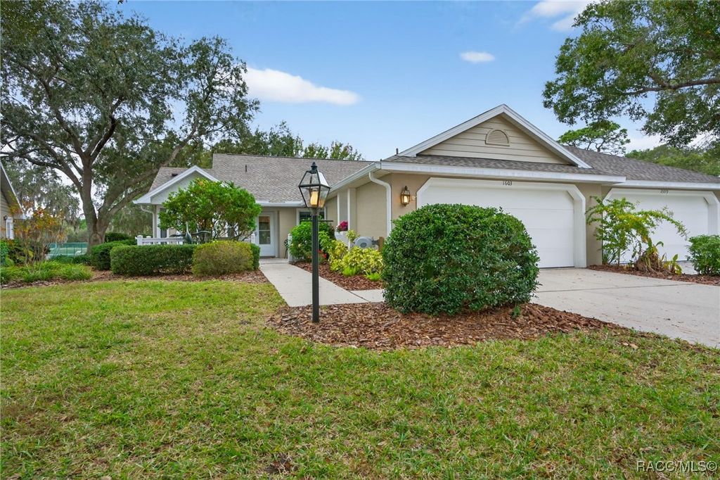 1603 N Foxboro Loop, Crystal River, FL 34429