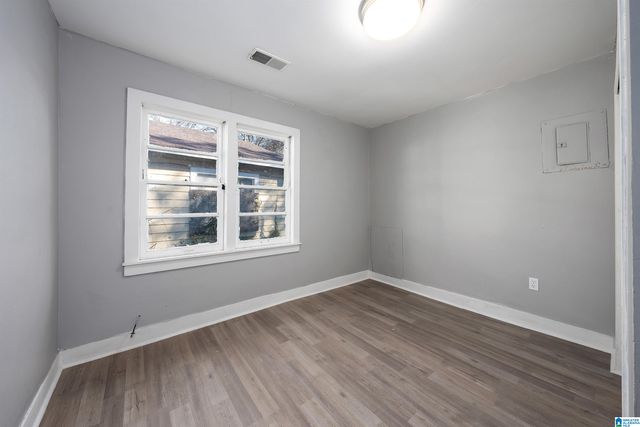 1825 18TH STREET, Birmingham, AL 35218