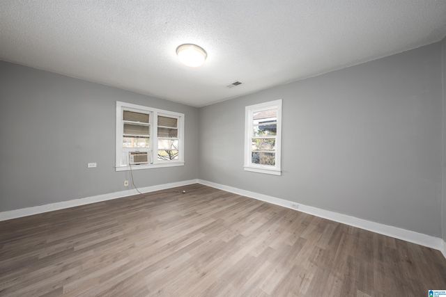 1825 18TH STREET, Birmingham, AL 35218