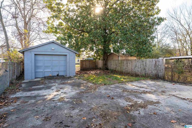 1825 18TH STREET, Birmingham, AL 35218