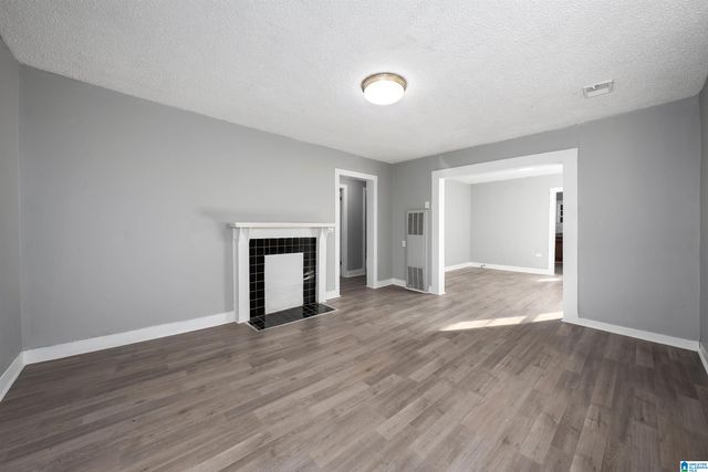 1825 18TH STREET, Birmingham, AL 35218