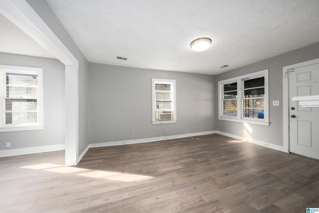 1825 18TH STREET, Birmingham, AL 35218