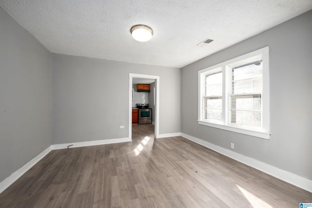 1825 18TH STREET, Birmingham, AL 35218