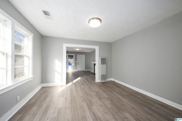 1825 18TH STREET, Birmingham, AL 35218