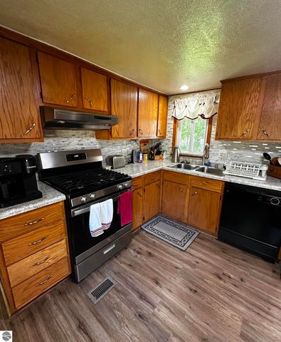 5778 Betty Lane, Barryton, MI 49305