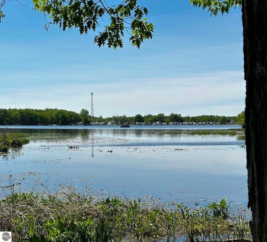 5778 Betty Lane, Barryton, MI 49305
