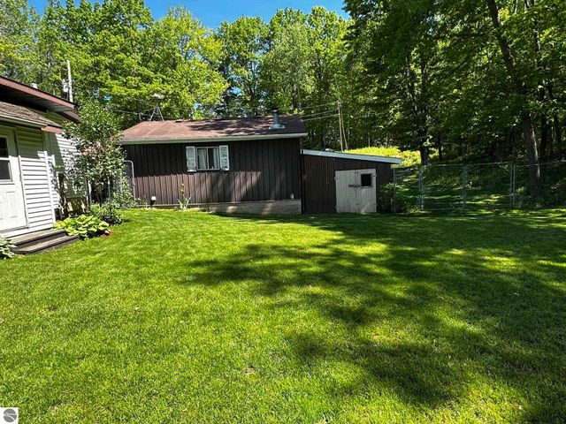 5778 Betty Lane, Barryton, MI 49305