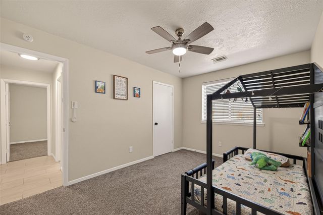 555 Shealy Street, Houston, TX 77598