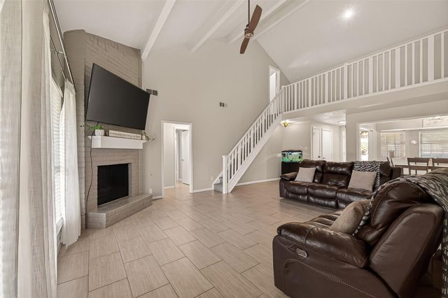 555 Shealy Street, Houston, TX 77598