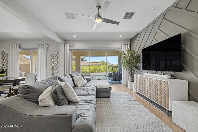 18192 W HOPE Drive, Goodyear, AZ 85338