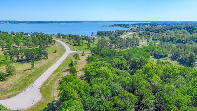 Lot 8 Diamond Point, Corsicana, TX 75109