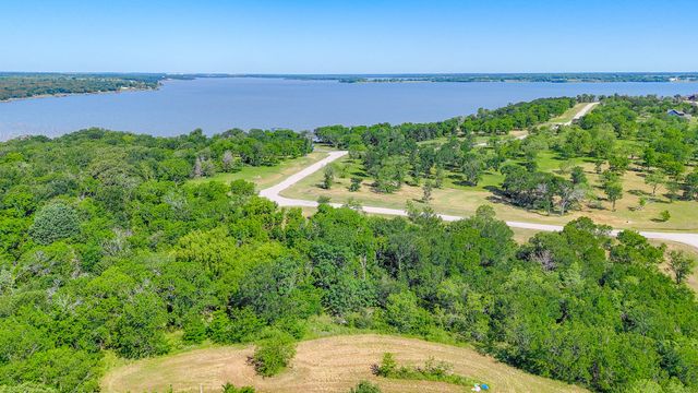 Lot 8 Diamond Point, Corsicana, TX 75109
