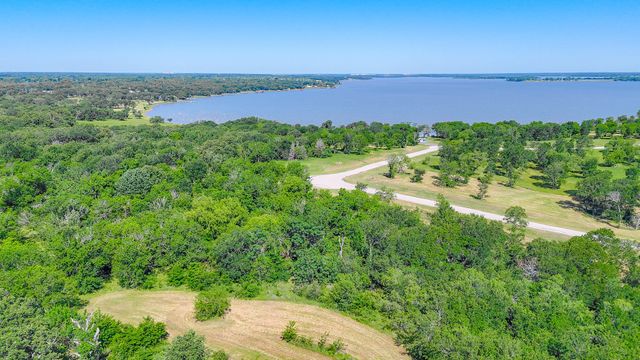 Lot 8 Diamond Point, Corsicana, TX 75109