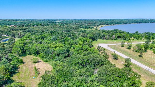 Lot 8 Diamond Point, Corsicana, TX 75109