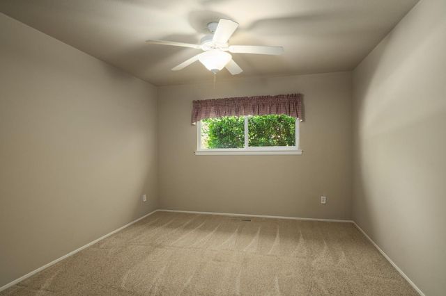 1218 W Tenaya Way, Fresno, CA 93711