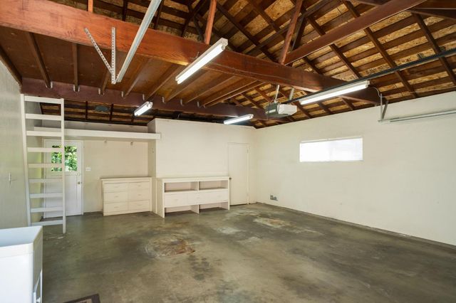 1218 W Tenaya Way, Fresno, CA 93711