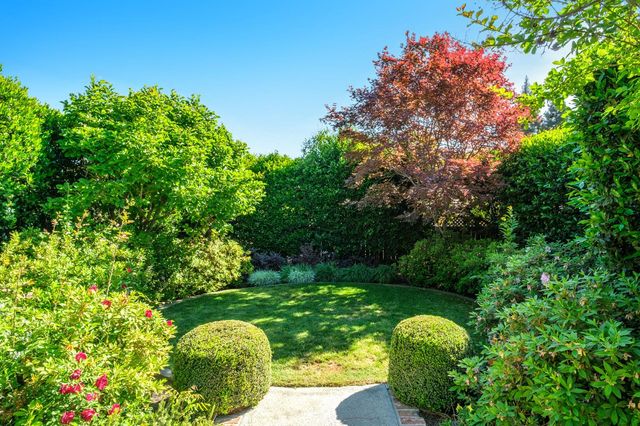 1218 W Tenaya Way, Fresno, CA 93711