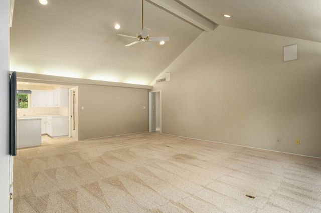 1218 W Tenaya Way, Fresno, CA 93711