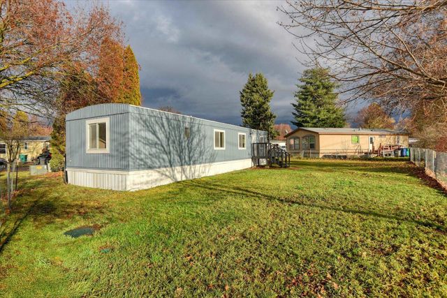 19625 E Wellesley Ave, Otis Orchards, WA 99027