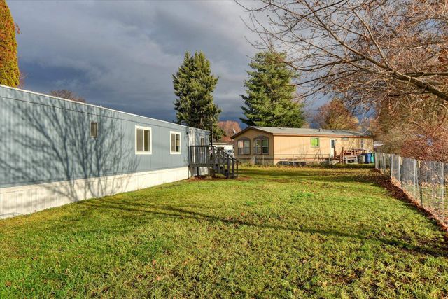 19625 E Wellesley Ave, Otis Orchards, WA 99027