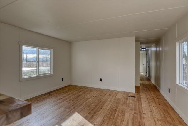 19625 E Wellesley Ave, Otis Orchards, WA 99027