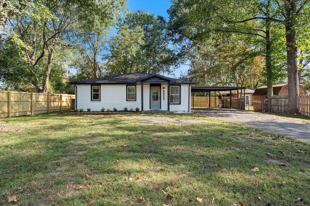917 Anita Dr, Old Hickory, TN 37138