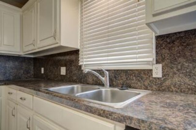 2601 33rd Street, Rear Rear, Lubbock, TX 79410