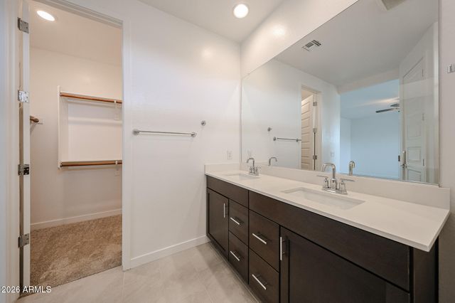 2068 W SIERRA SUNSET Trail, Phoenix, AZ 85085