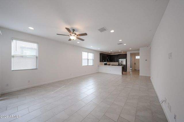 2068 W SIERRA SUNSET Trail, Phoenix, AZ 85085