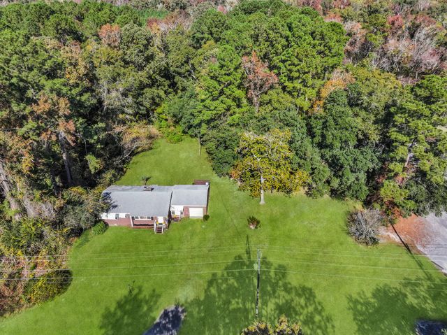 11575 Cottageville Highway, Cottageville, SC 29435