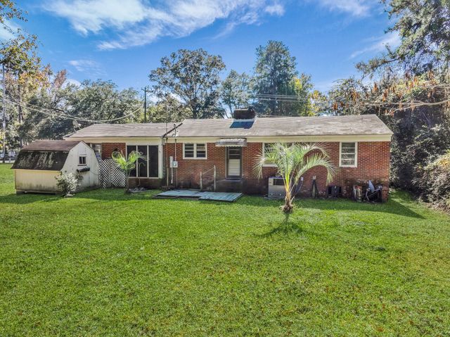 11575 Cottageville Highway, Cottageville, SC 29435